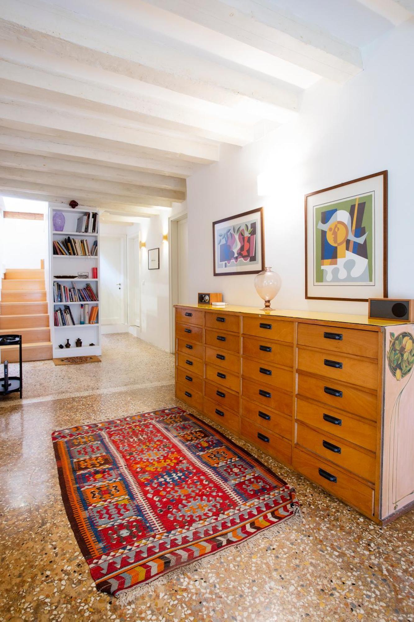 Gorgeous San Polo Apartment Venice
